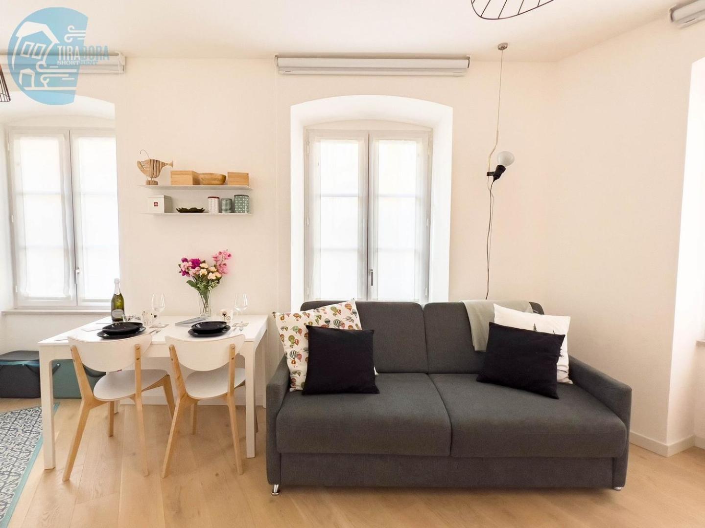 Apartament Corridoni 2B Tirabora Short Rent Triest Zewnętrze zdjęcie