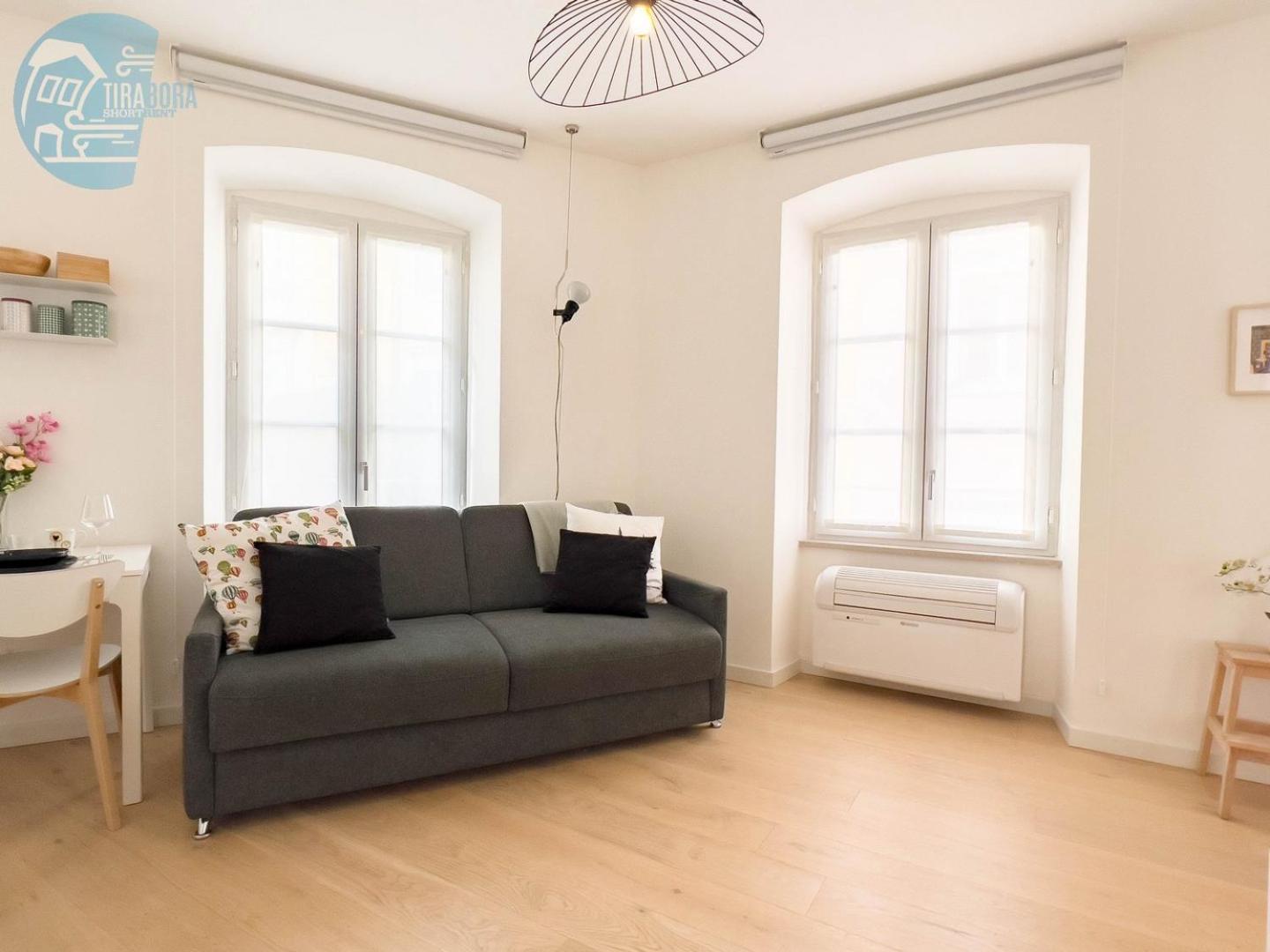 Apartament Corridoni 2B Tirabora Short Rent Triest Zewnętrze zdjęcie
