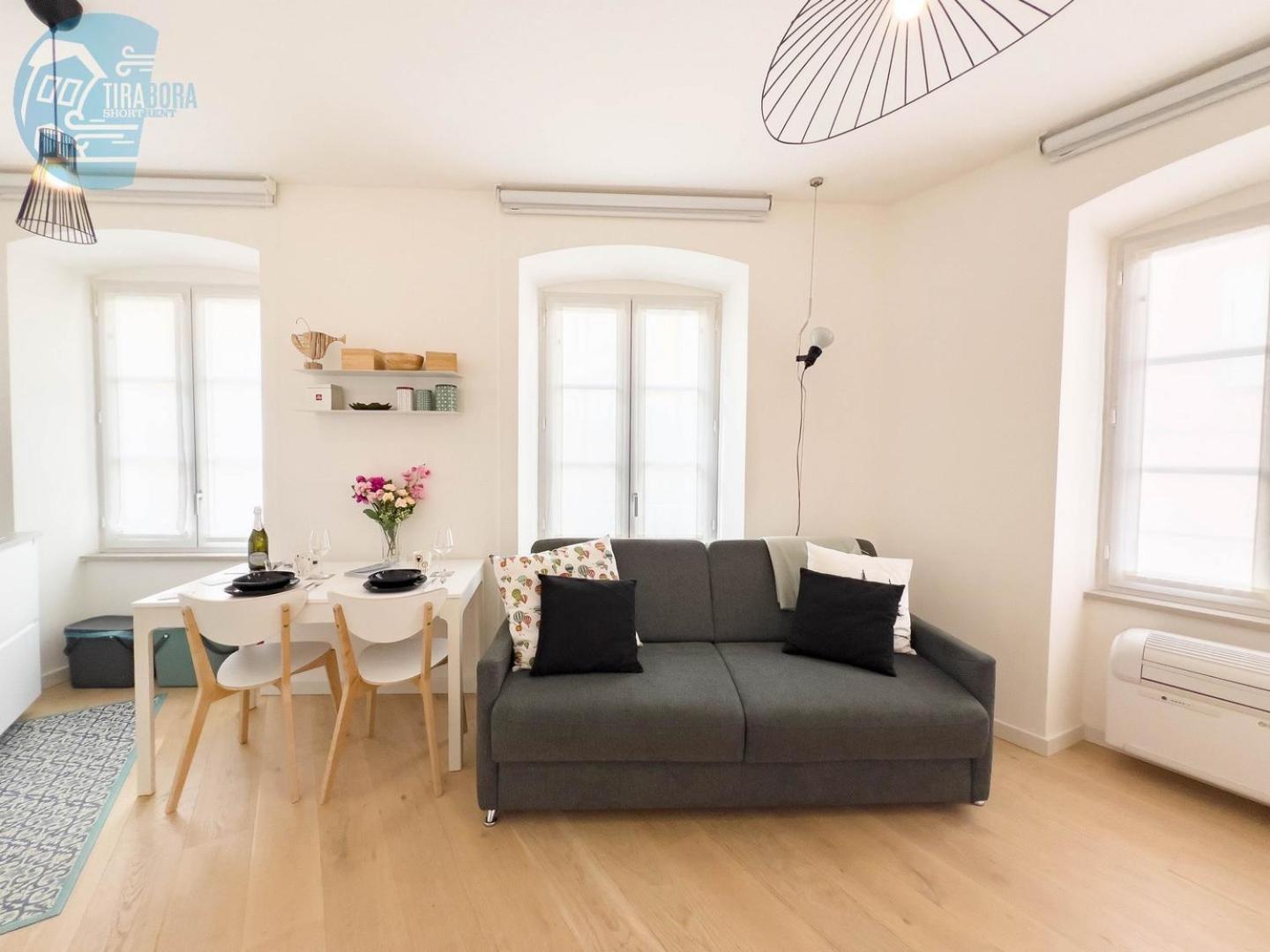 Apartament Corridoni 2B Tirabora Short Rent Triest Zewnętrze zdjęcie
